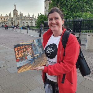 Artist Hannah Bruce on King's Parade with her painting of Smokeworks, Paint Out Cambridge 2019. Photo © Katy Jon Went