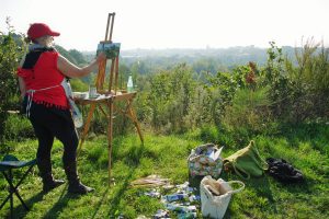 Artist Mary Blue Brady painting on Mousehold Heath, Paint Out Norwich 2017